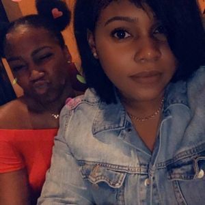 Meet your Posher, Cassandra